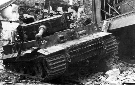 en reto 2ª GM, he empezado a hablar de las versiones de este emblematico carro aleman...darme unos dias 72