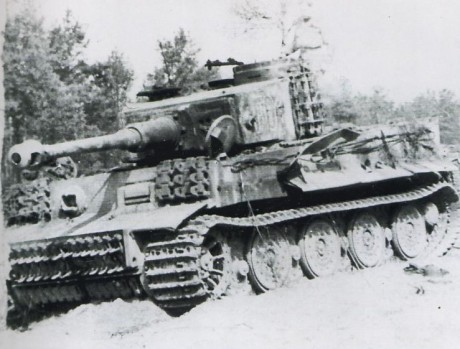 en reto 2ª GM, he empezado a hablar de las versiones de este emblematico carro aleman...darme unos dias 172