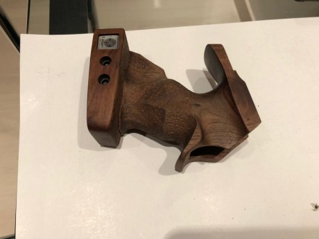 VENDIDA - GRACIAS A TODOS Y AL COMPRADOR

Vendo cacha para diestro tamaño S Steyr LP 50

Esta en Valencia

Precio 00
