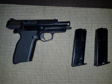 POR NO USAR, VENDO FIRESTAR CON 2 CARGADORES GUIADA EN "A", MUY BUEN ESTADO, MUY POCOS TIROS, 00