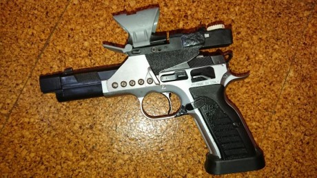 Buenos días. 

Cambio impresora 3d nueva por arma corta que me  interese o carabina 22 tipo m4. La impresora 50