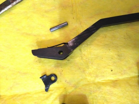 Buenos dias
Se ha estropeado el disparador de mi Toz 35M. De repente al cargar y darle a la palanca para 31