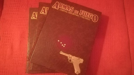 Colección completa de fasciculos de Armas de fuego encuadernado en tres libros con tapas originales.
Se 02