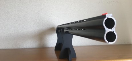 Vendo un lujo de  escopeta nueva.
Marca PERAZZI MX 8 superpuesta.
Monogatillo, largo de cañones 70 y varichoque 00