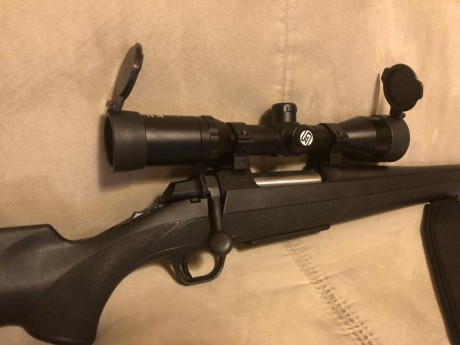 Se vende rifle completamente nuevo, no ha sido usado. Solo ha disparado dos balas cuando lo pusieron a 01