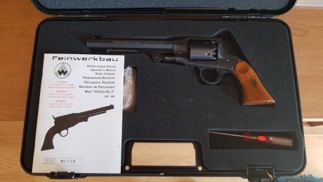 Vendo esta magnifica joya por no usarlo, tendra 800 tiros aproximadamente, lo vendo por 1050 euros  portes 00