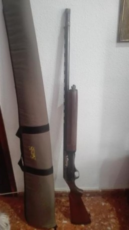 Se vende escopeta Fabarm modelo Ellegi repetidora/semiautomatica calibre 12 de gases, recién revisada 01