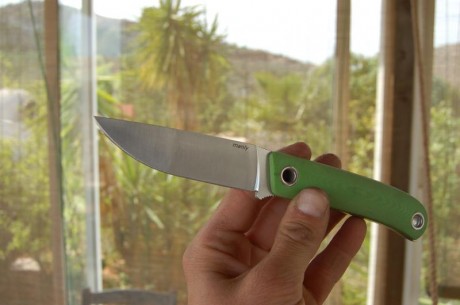 Pongo a la venta este Manly Patriot en acero D2 (=1.2379), sin usar. Cachas de g10 en versión "Toxic 20