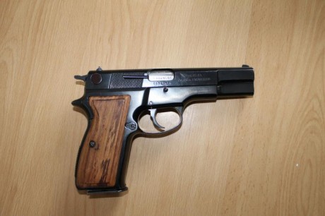 Por cese de actividad vendo  MAUSER DA 90 9 mm PARABELLUM    
POR 50 EUROS , SOLO ENTREGA EN MANO . NO 00