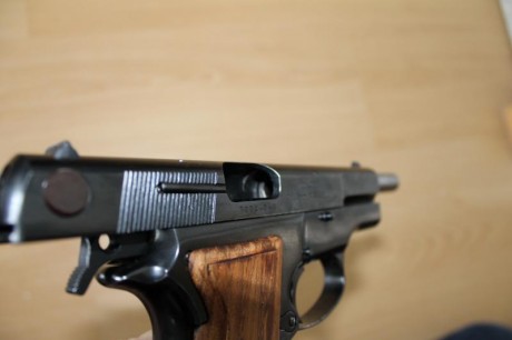 Por cese de actividad vendo  MAUSER DA 90 9 mm PARABELLUM    
POR 50 EUROS , SOLO ENTREGA EN MANO . NO 11