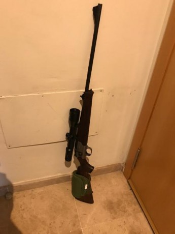 Pocos tiros.  Se vende blaser r93 Standard calibre 7mmRm con magnaport en perfecto estado. Incluye visor 00