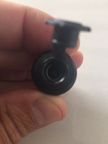 Hola compañeros,
tengo un problema con unos accesorios... 

Quiero conectar el STEINER DBAL-i2 y la linterna 02