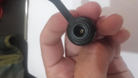 Hola compañeros,
tengo un problema con unos accesorios... 

Quiero conectar el STEINER DBAL-i2 y la linterna 71