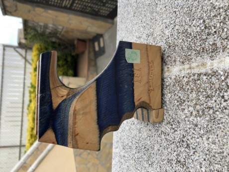 Buenas a todos. 
Vendo cachas anatómicas para una GSP EXPERT talla M. Estas cachas están pegadas y no 01