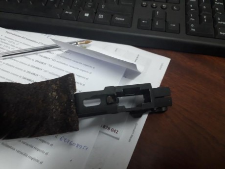 Hola,como he dicho, vendo el armazón y la cacha de una GSP. Tiene sis años pero esta bastante bien, pido 00
