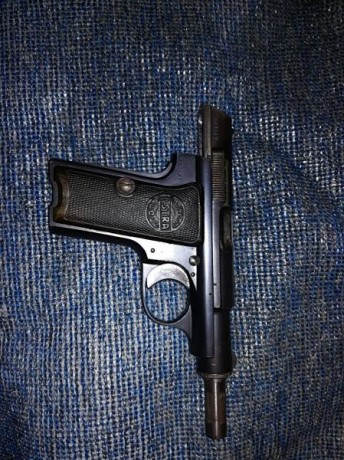 Hola
vendo
Revolver Astra 6 pulgadas con 9 recamaras del calibre 22.........50€
Pistola Smith Wesson 909 02