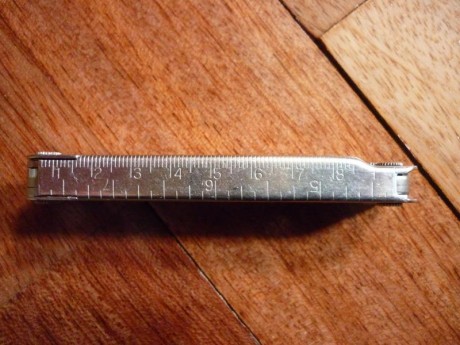 Multiherramienta Leatherman Tool.
Tengo muy poca informacion sobre esta multi, fabricada entre finales 01