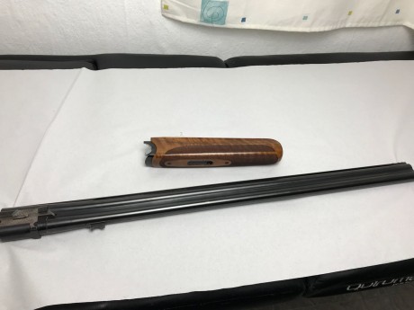 Hola muy buenas, vendo Beretta 686 E Trap cal.12 cañón 76cm 1* y 2*,con culata regulable original y sin 01