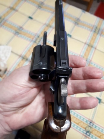 VENDO POR FALTA DE USO REVOLVER ASTRA CADIX 5 tiros con cañon de 4"    38 spl  !!! EN PERFECTO ESTADO 01