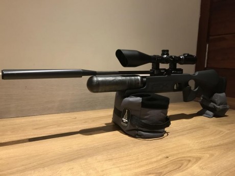 Buenos días, vendo carabina Fx Royale 400 sintética en calibre 5,5. Es la última versión del arma (regulada), 02