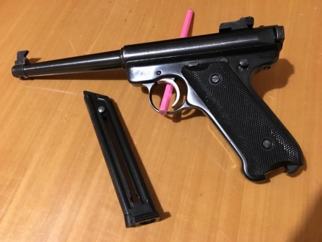 Buenas,

Hace un par de semanas me llego por fin mi licencia F, y mientras buscaba un arma acorde a mi 02