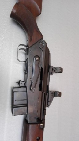Vendo rifle Valmet calibre 243 W, dispone de monturas tipo Apel, adaptadas, de 25 mm, tiene un cargador 01
