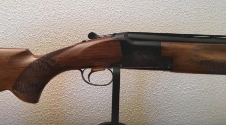 Vendo escopeta  MIROKU SP  12/70 MOD. BC 
de  76 cm de largo  banda ancha, selectora y expulsora. Muy 00
