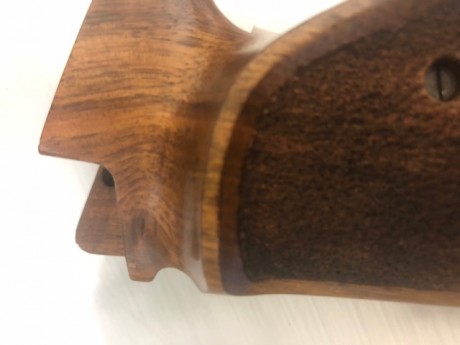 Vendo cachas en perfecto estado es para diestros precio 110 porte imcluidos 02