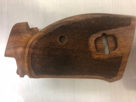 Vendo cachas en perfecto estado es para diestros precio 110 porte imcluidos 01