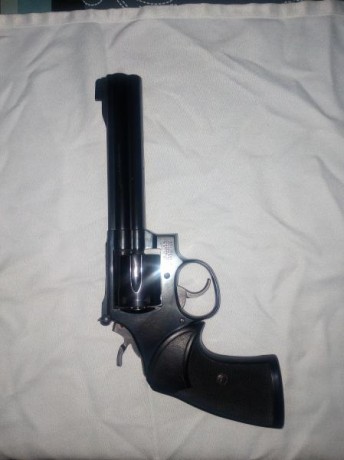 Vendo revolver Smith & wesson  38 especial mod 14-6  pavon ideal precision en perfecto estado contactar 00