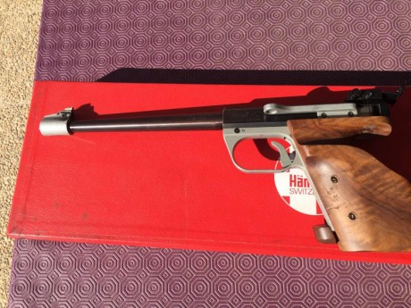 Hola muy buenos días “ foro “
Pongo a la venta HAMERLI T120Pistola Libre.
Según se ve en las fotos está 01