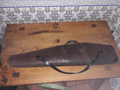 Buenos días. Vendo un rifle semiautomatico Merkel Sr1 7mm en excelente estado, con muy poco uso y sin 00