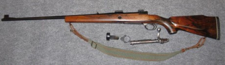 Hola, vendo rifle Santa Bárbara, del calibre .30-06 Springfield.
Modelo GREDOS DE LUXE
Con monturas y 01