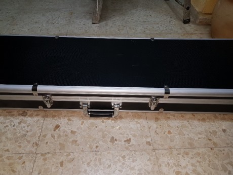 Por falta de tiempo vendo mi Air Arms S500 Carbine calibre 4.5 FAC con culata original de nogal. 
Lleva 00