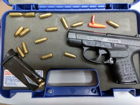 en Venta pistola smith wesson 990L en perfecto estado, válida para licencias A,B y F, actualmente guiada 02