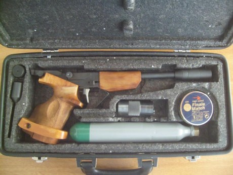 Vendo pistola TAU Brno-7 CO2 en perfecto estado, perfecta para iniciarse en competición modalidad pistola 00