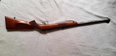 Vendo carabina de cerrojo marca Anschütz modelo 1451 en buen estado como se puede apreciar en las fotos 01