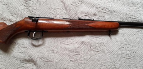 Vendo carabina de cerrojo marca Anschütz modelo 1451 en buen estado como se puede apreciar en las fotos 10