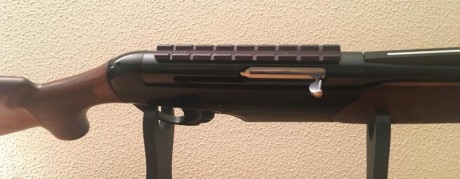 Vendo rifle  BENELLI ARGO 30 06  en muy buen estado. Lleva incorporado regleta Weaver para incorporar 00