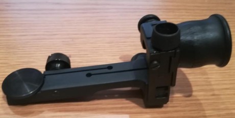Olá,

Vendo diopter da marca Weihrauch.

Está em perfeito estado de funcionamento e aspecto.

Preço: 50,00€ 01