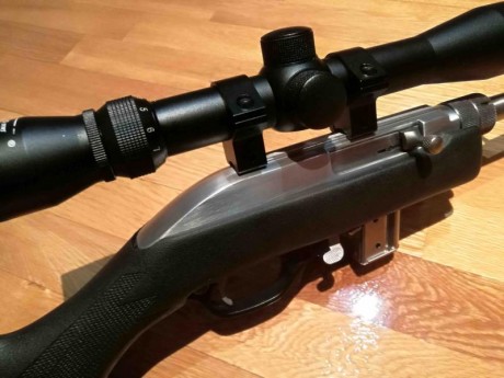 Hola a todos,

Pongo a la venta una carabina desmontable Marlin Papoose del calibre 22LR, culata de polímero, 11
