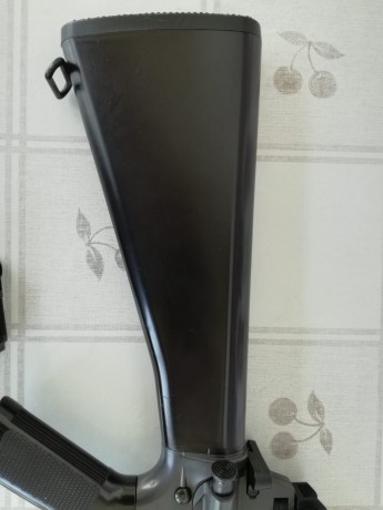 Hola, vendo fusil de Airsoft M16, metálico, semi y automático, muy buen estado, sólo probado en casa, 31