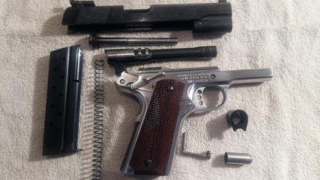  Buenos días. Pongo a la venta esta pistola SPRINGFIELD ARMORY 9MM Y .22LR.
Inoxidable y Pavón. Perfecto 01