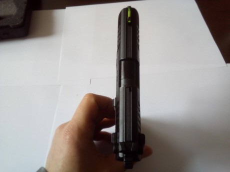 muy buenas, pues lo tipico, me compre una pistola del 22lr para practicar y al final por lejanía del campo 10
