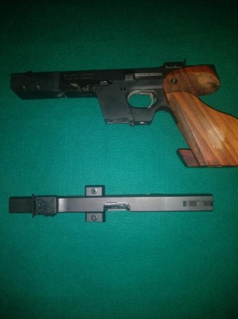 Vendo Walther gsp del 22 con kit del 32 mas algunos accesorios como un recogevainas original ,un contrapeso 02