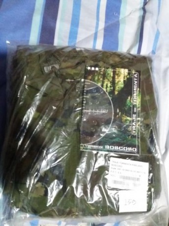 Talla M, parka, pantalón y bolsa de transporte. Ajustable en pernera y cintura. Nuevo a estrenar.

Regalo 02