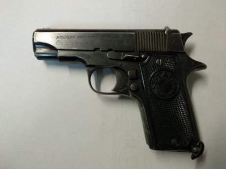 Vendo PISTOLA STAR D. 9mm/Corto (380ACP) en perfecto estado.
Con 2 cargadores, municion y 3 fundas. Fotos 01