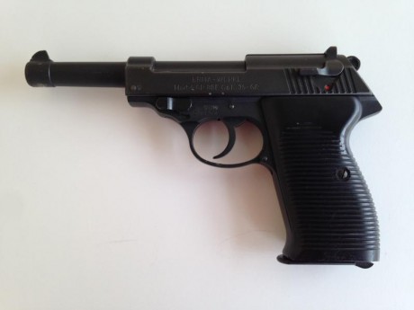 Vendo pistola detonadora EGP 88E en calibre .35 del fabricante Erma-Werke. Una de las mejores replicas 02