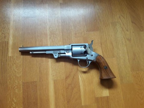 Vendo revolver calibre 44 modelo Roger Spencer marca Sant Paolo o Euro Arms como paso a denominarse. En 00