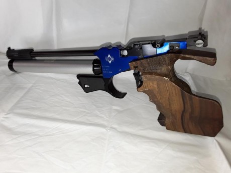 Vendo MGH1, Hybrid, para ayudar afinanciar una nueva adquisicion. Es la de disparador electronico/mecánico
Soy 01